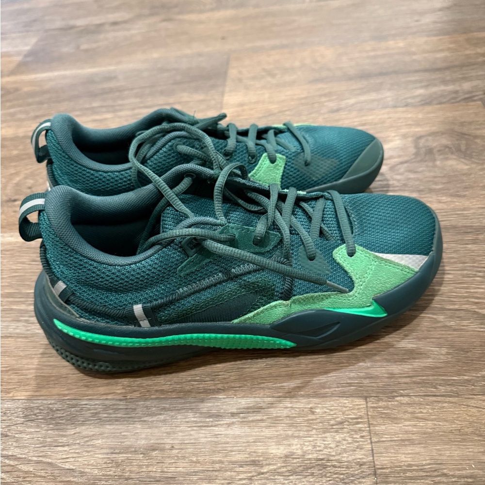 Dreamers Sneakers